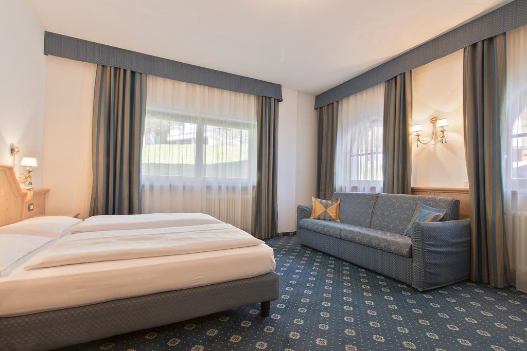Garni La Dorada Apart otel Colfosco Dış mekan fotoğraf