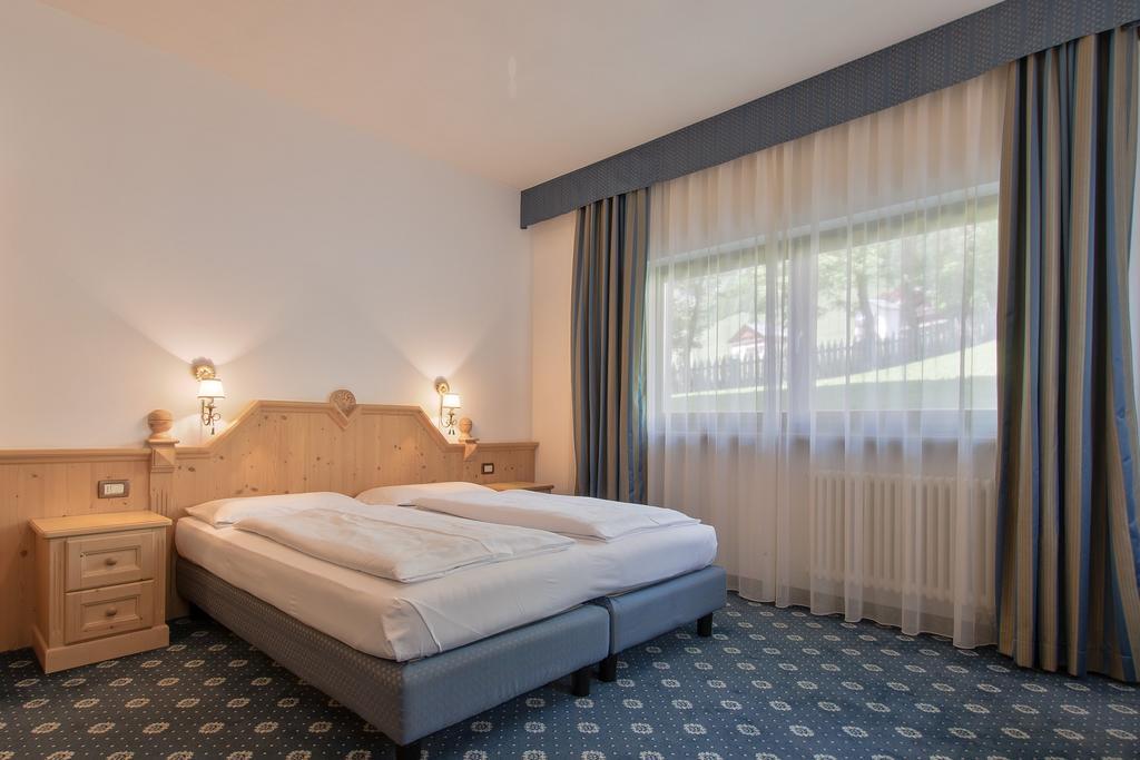 Garni La Dorada Apart otel Colfosco Dış mekan fotoğraf