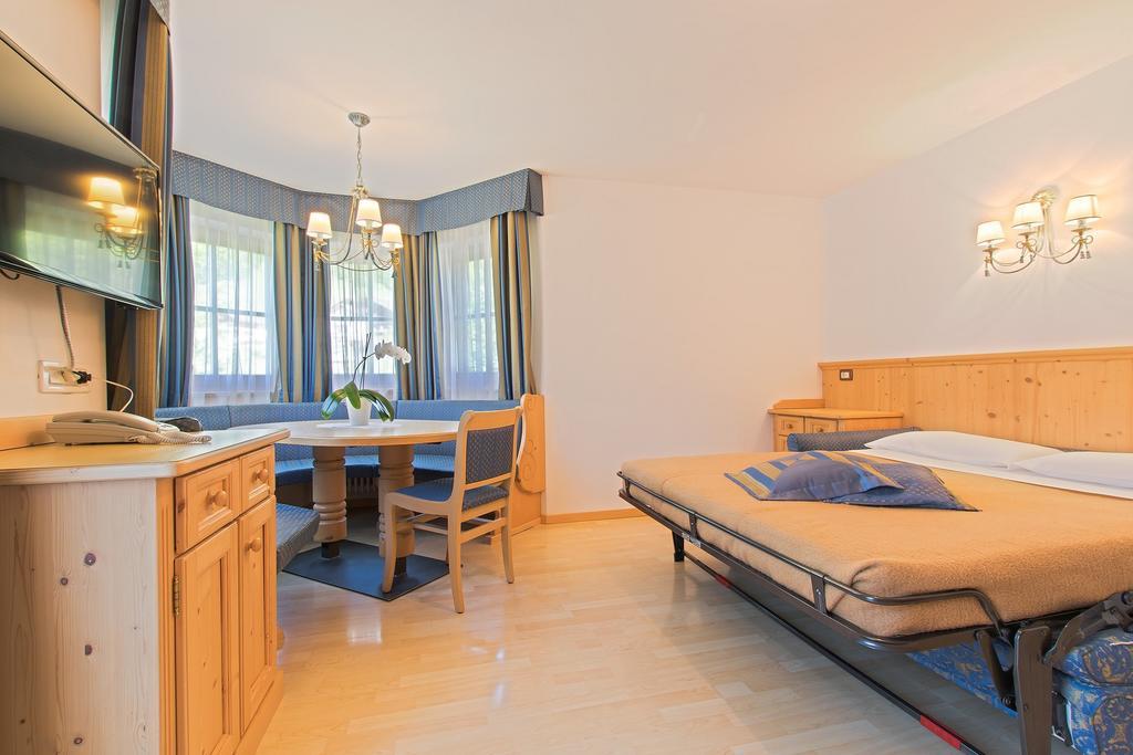 Garni La Dorada Apart otel Colfosco Dış mekan fotoğraf