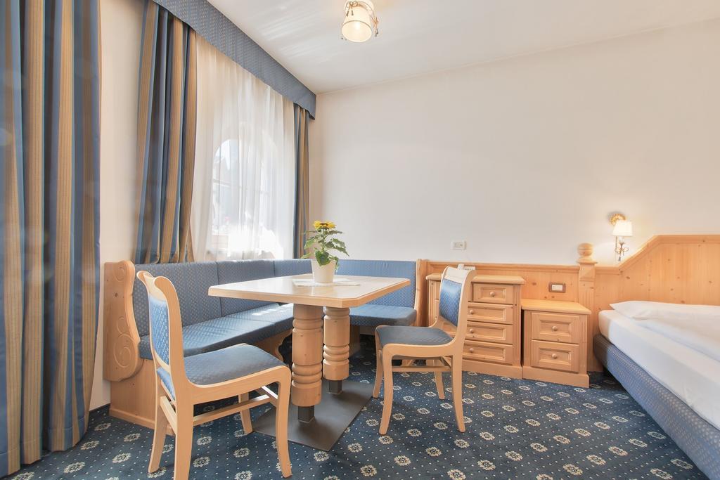 Garni La Dorada Apart otel Colfosco Dış mekan fotoğraf